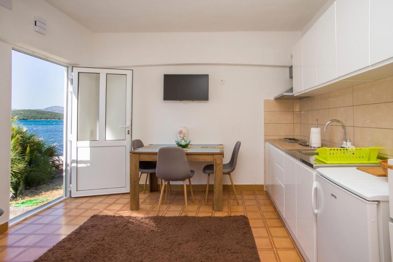 Apartment Pascal Janjina Exterior photo